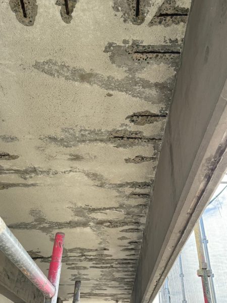 I様邸爆裂補修後、塗装のビフォー写真